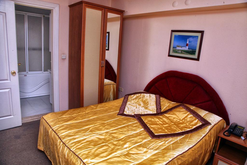 Rainbow 48 Apart Hotel Istanbul Room photo